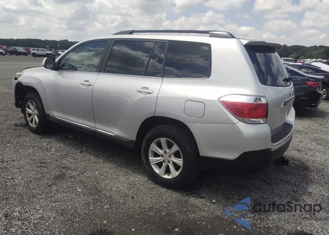 2013 Toyota Highlander Se V6 z USA, uszkodzony, nr VIN 5TDBK3EH9DS183274
